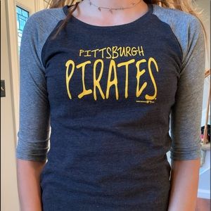 Pittsburgh Pirates shirt